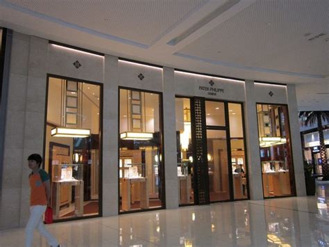 patek philippe dubai mall